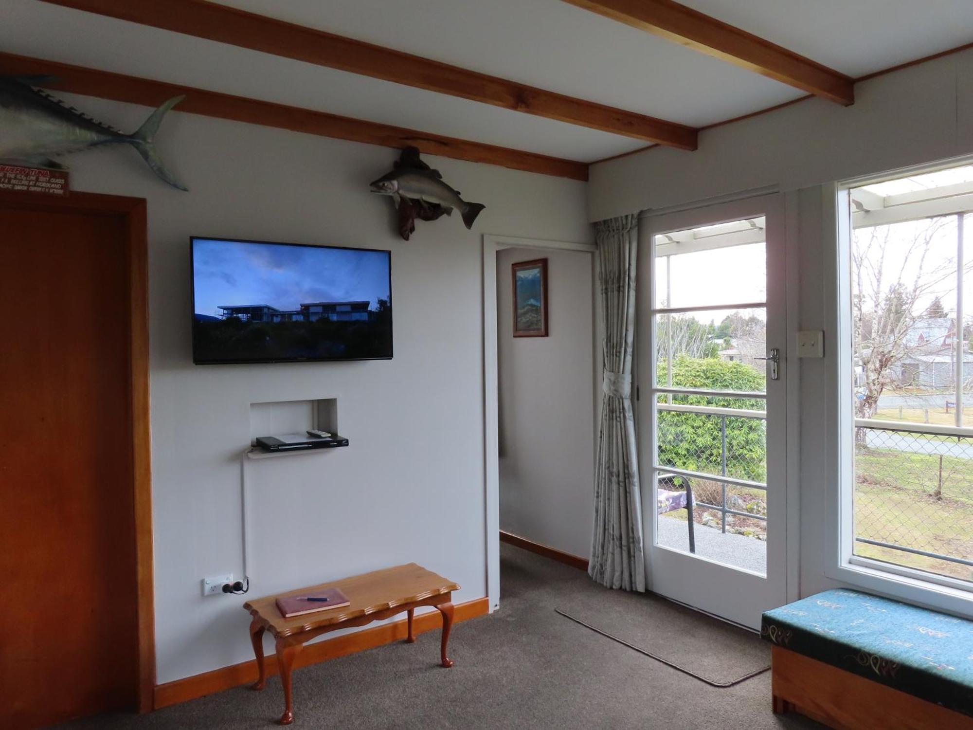 Glendale River View Manapouri Exterior photo